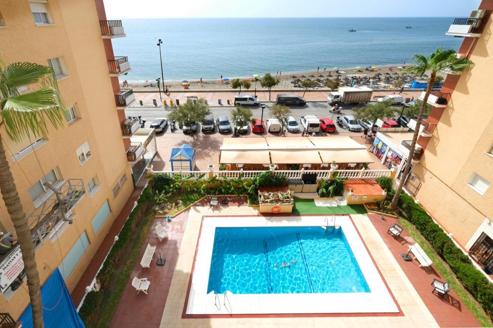 Apartamento Con Piscina En La Primera Linea De Playa De Fuengirola Eksteriør billede
